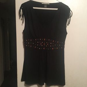 Large “for the republic” sleeveless top.